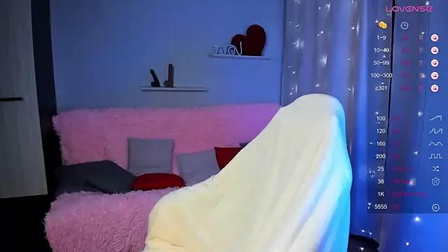 Sweet_Paradox from StripChat