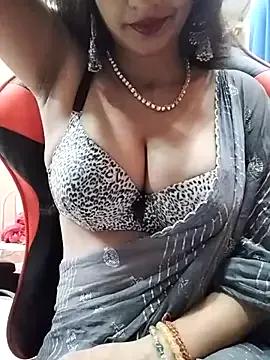 sweetbaby007 from StripChat