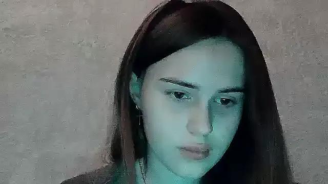 SweetLoraa from StripChat is Freechat