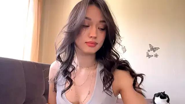 SweetSakuraJane from StripChat is Freechat