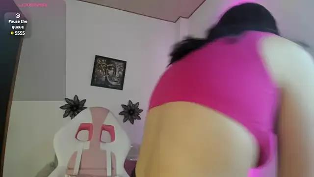 sweett_cora from StripChat is Freechat