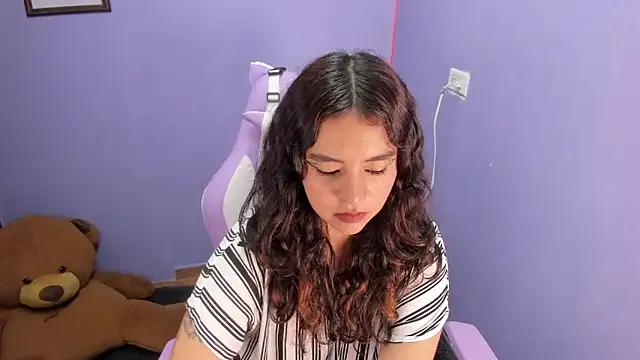 SweetVenuss_ from StripChat is Freechat