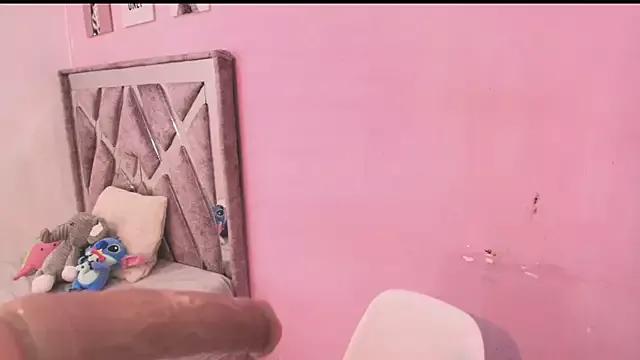 sweety_mariann1 from StripChat is Freechat
