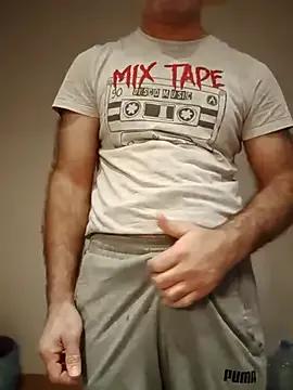 takcikarr from StripChat is Freechat