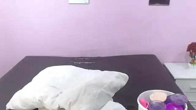 Checkout girls naked models with similar nickname. Cute sexy Free Models.