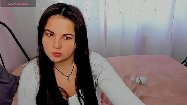 Talla_a on StripChat 