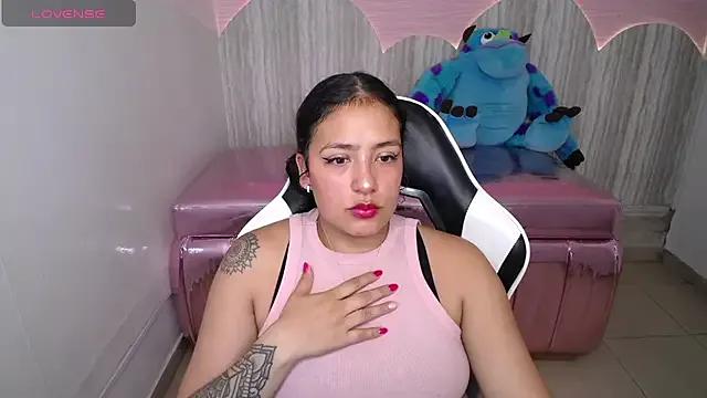 tamara_brown_t from StripChat is Freechat