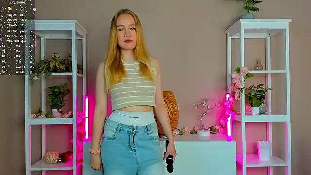 TambraAdner from StripChat is Freechat