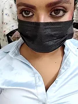 Tamil_hot_whiskey_girl from StripChat is Freechat