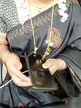 Tamil_Radha from StripChat is Freechat