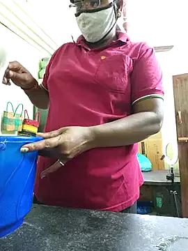 Tamilselviroja- from StripChat is Freechat