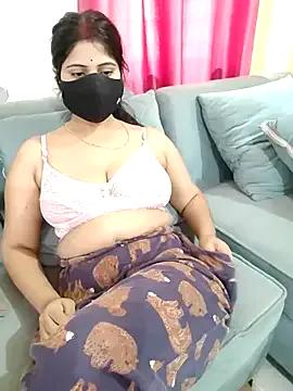 Tara_Golz from StripChat is Freechat