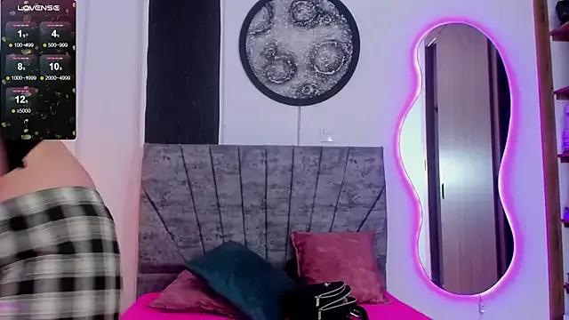 tatiana_sc from StripChat