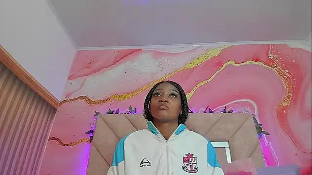 Taylor_oriana_ from StripChat is Freechat