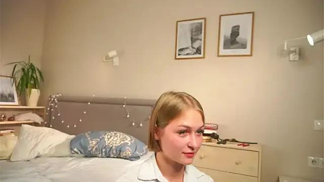 Checkout girls naked models with similar nickname. Cute sexy Free Models.