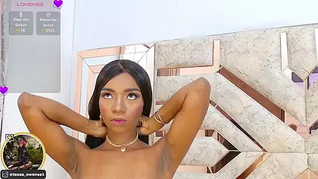 Tessa_Owenss from StripChat is Freechat