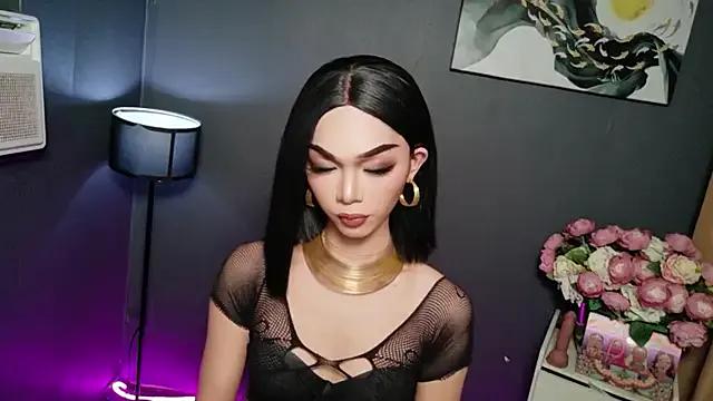 ThaliaWintour from StripChat is Freechat