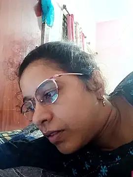 Thanusi_2 from StripChat