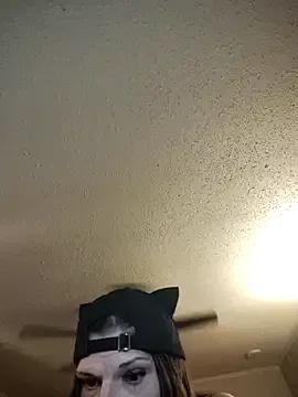 THATgirlUwont4get from StripChat is Freechat