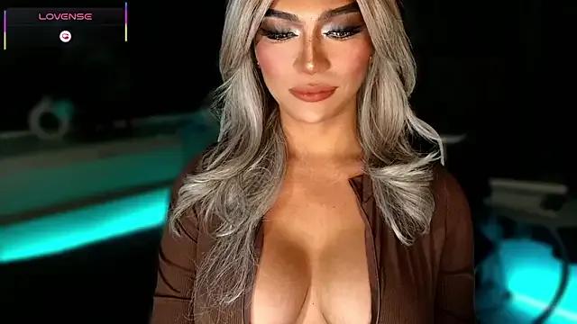 TheHuntress_ from StripChat is Freechat