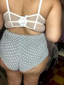 Theperfectbody from StripChat is Freechat