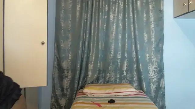 Thickshawty38 from StripChat is Freechat