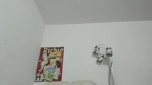 Thomasjons_ from StripChat is Freechat