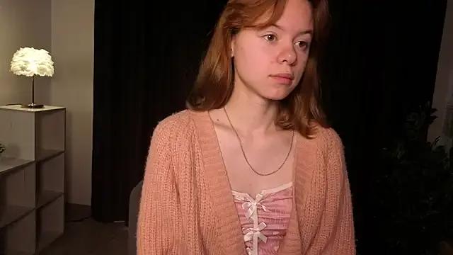 TiannaBorlace from StripChat is Freechat