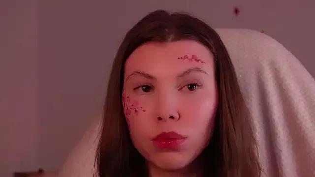 tiffantasyy from StripChat is Freechat