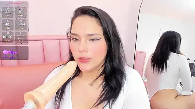 tiffany_glow_ from StripChat is Freechat