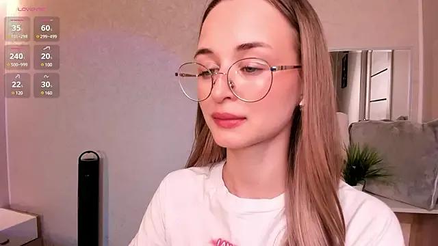 Checkout girls naked models with similar nickname. Cute sexy Free Models.