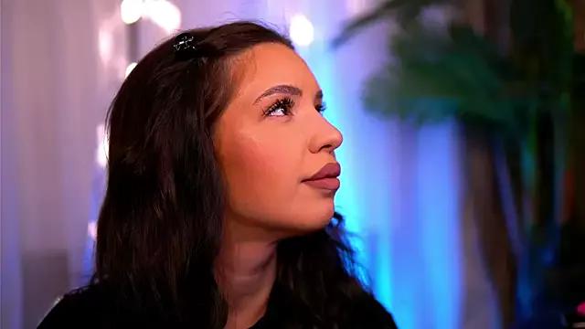 TiffanyJaye from StripChat is Freechat