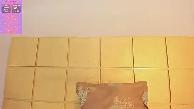 TiffanyRuiz1 from StripChat is Freechat