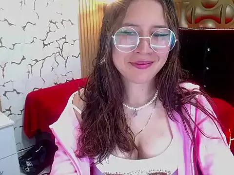 tinibunny from StripChat is Freechat