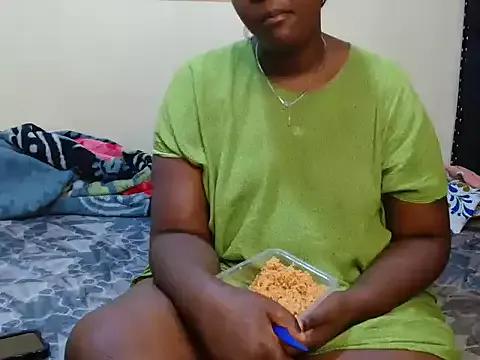 Toomuchbooty33 from StripChat