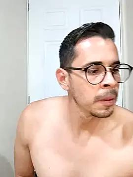 towers_j from StripChat is Freechat