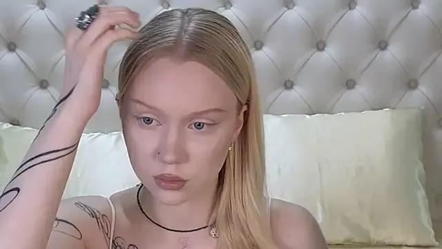 TracySwon from StripChat