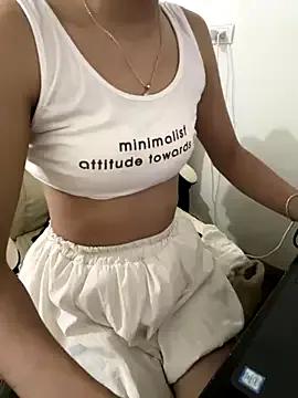 tran_my from StripChat is Freechat