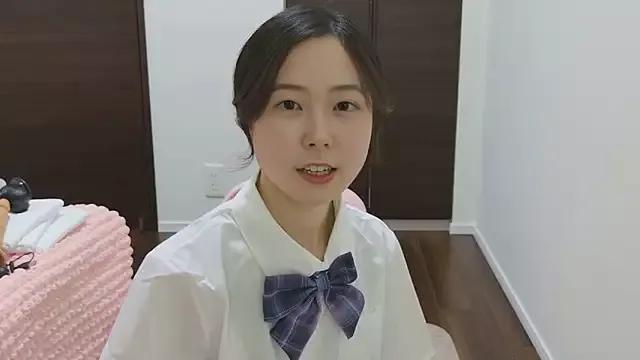 tsumugi_0721 from StripChat is Group