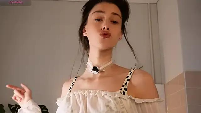 ttragedienne from StripChat is Freechat