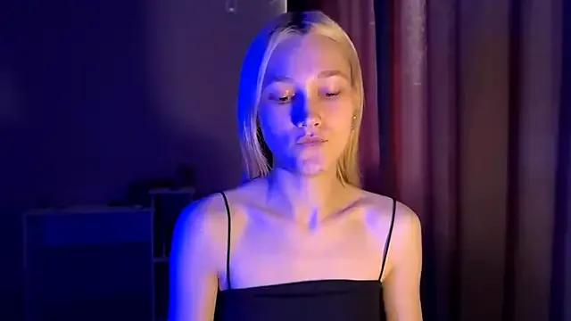 TwinedPeril from StripChat is Freechat