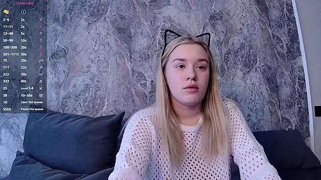 TwinkleVision from StripChat is Freechat