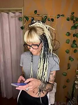 uncocopor from StripChat is Freechat