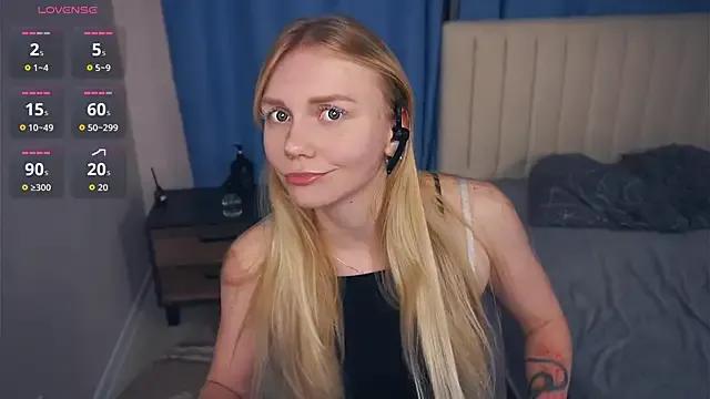 UnDesiga from StripChat is Freechat