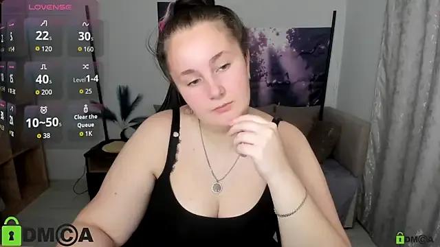 Undinna from StripChat is Freechat