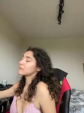 uniquerossie from StripChat is Freechat