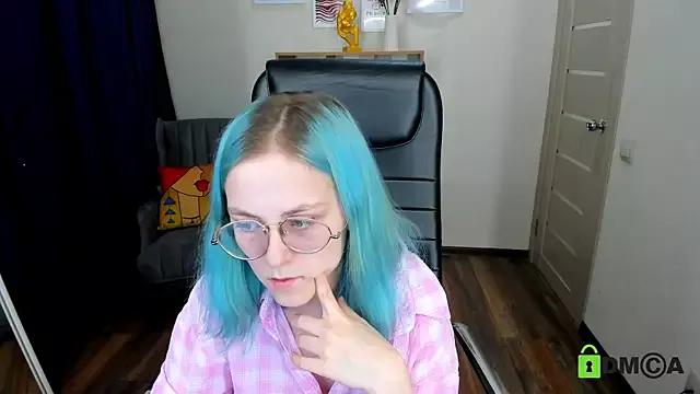 Unreal_Ellie from StripChat is Freechat