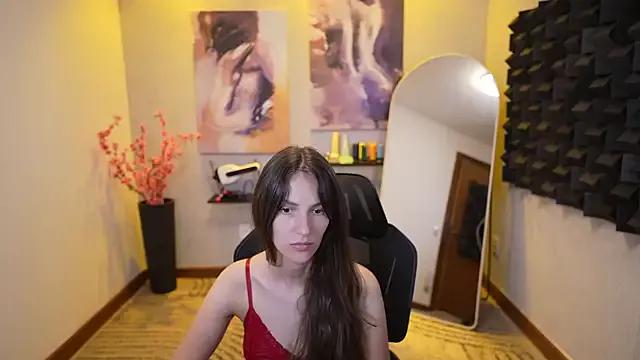 upssnowy from StripChat