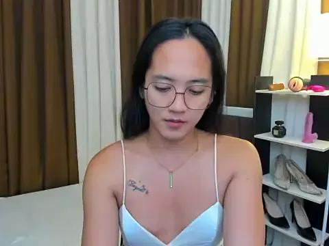 URHottestAngel from StripChat is Freechat