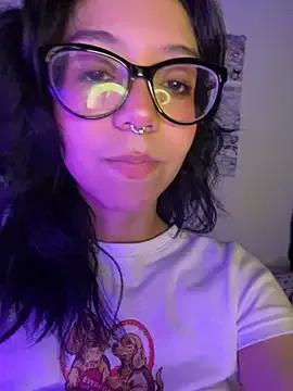 Valen-Foxx from StripChat is Freechat